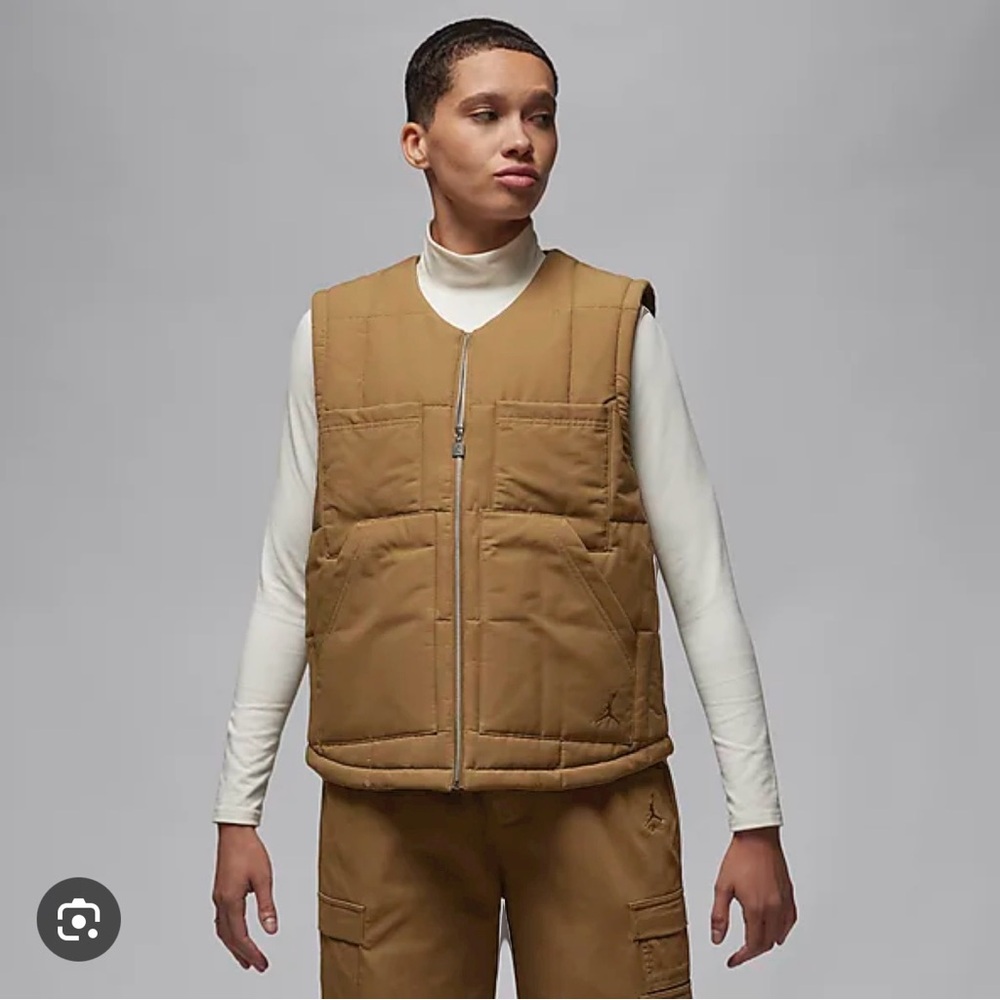 NIke Jordan Women’s Vest Size Medium